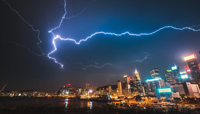 Takut Pada Kilat Dan Petir ? Awas Astraphobia
